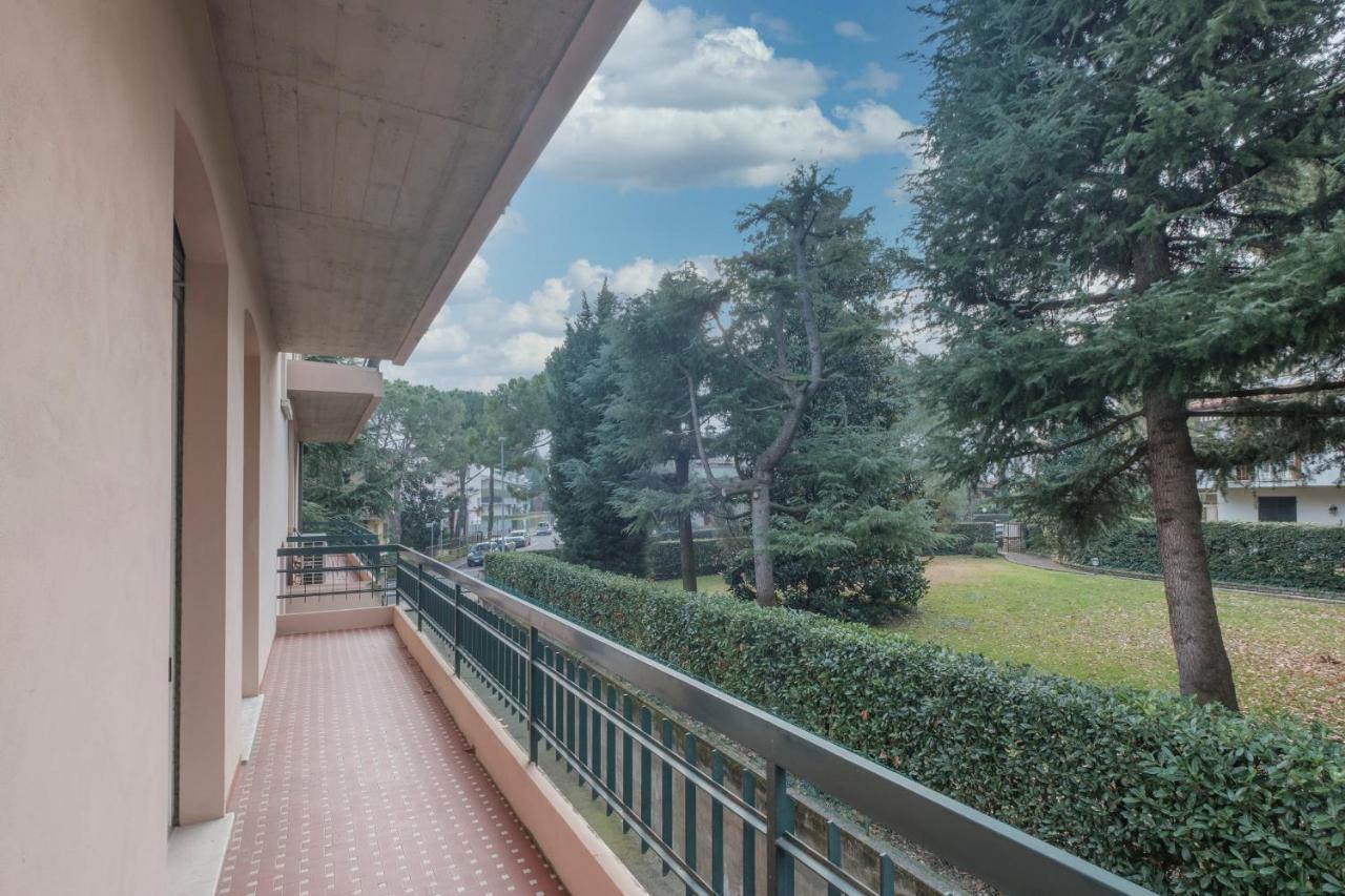 Aura Home Sirmione - 2 Bedrooms Apartment Extérieur photo